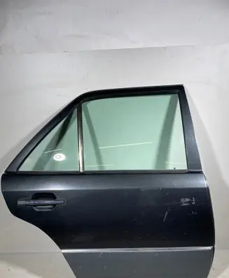 Mercedes-Benz E W124 Rear door 