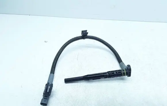 Volvo V40 Oil level sensor 31478111