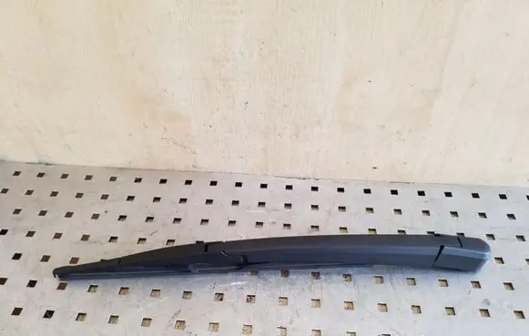 Opel Zafira C Rear wiper blade arm 13256924
