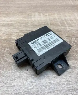 Audi A8 S8 D3 4E Alarm control unit/module 4E0907719