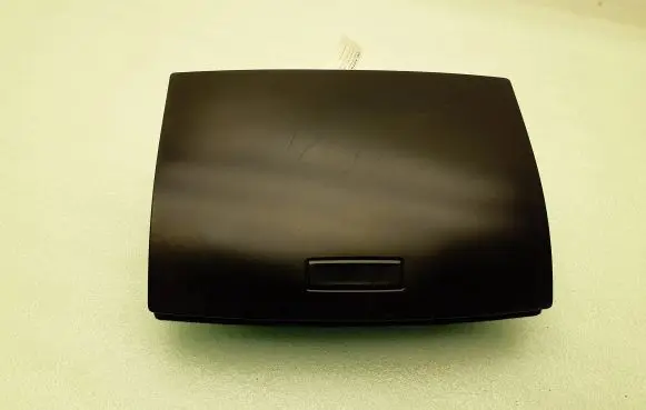 Volkswagen Touareg I Glove box 7L6857919D