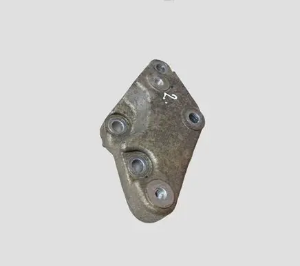 Volvo V40 Gearbox mounting bracket 31430271
