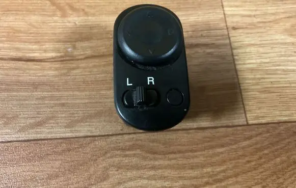 Chevrolet Nubira Wing mirror switch PBTGF30