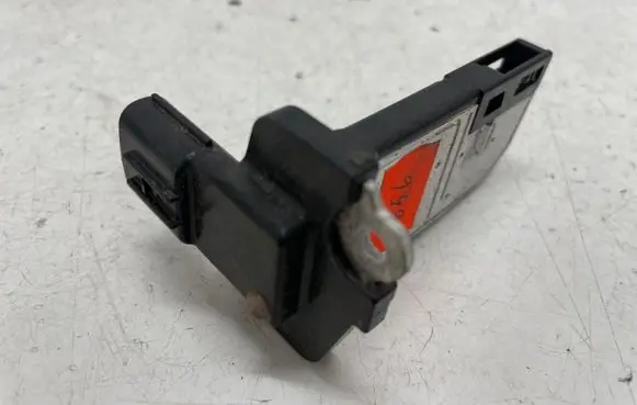 Opel Insignia B Mass air flow meter 22752508