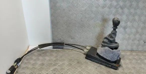 Dacia Duster Gear shift cable linkage G220