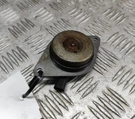 Opel Meriva B Camshaft pulley/ VANOS 55562223