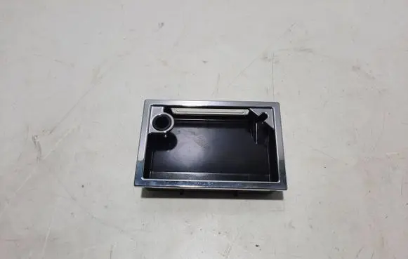 Volkswagen Touareg I Car ashtray 7L6857311
