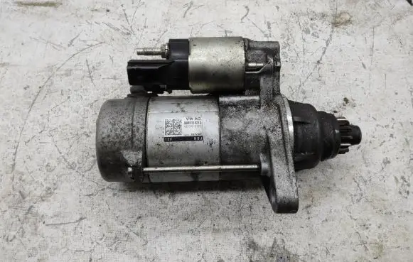 Volkswagen Golf Sportsvan Starter motor 0AM911023J 4380000221