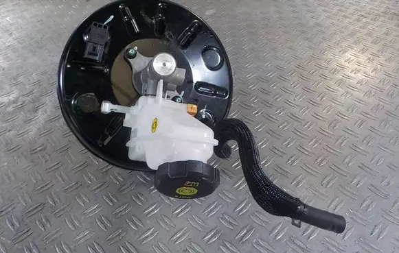 KIA Ceed Brake booster 58500J7270 20230424