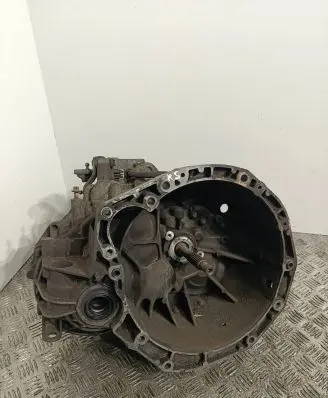 Renault Megane II Manual 6 speed gearbox 8200370824 83L0038000 0008200