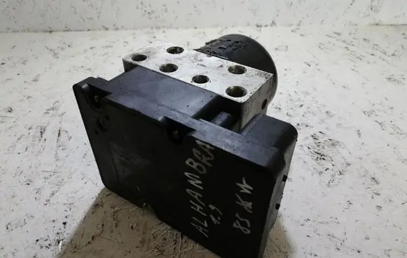 Volkswagen Sharan ABS Pump 7M3907379D