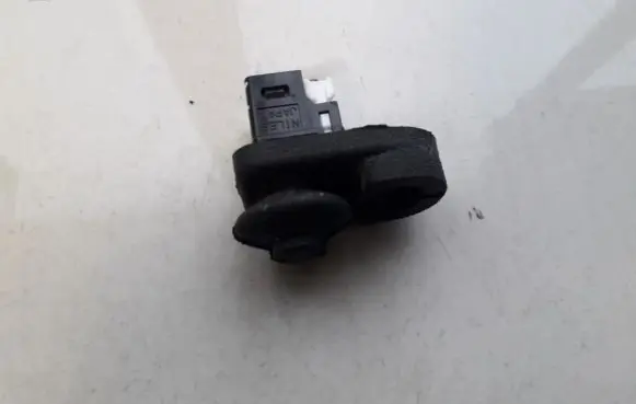 Nissan Qashqai Front door sensor coupe 