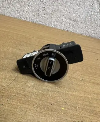 Mercedes-Benz B W246 W242 Light switch A2129050551 10091531