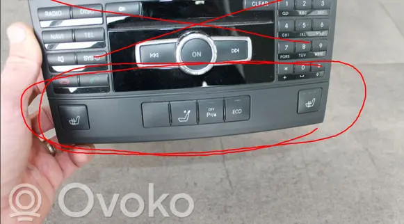 Mercedes-Benz E W212 Seat heating switch A2128209710