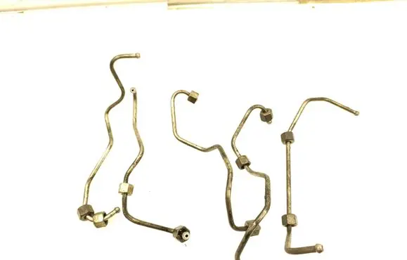 Peugeot 508 Fuel injector supply line/pipe 