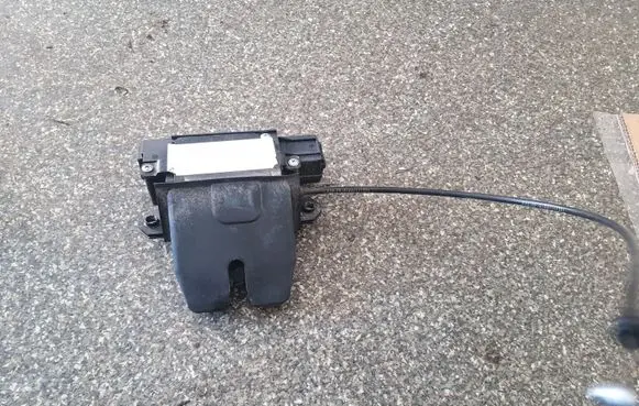 Ford Focus C-MAX Tailgate/trunk/boot lock/catch/latch