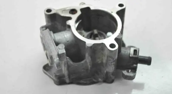 Audi TT TTS Mk2 Vacuum pump 06J145100C