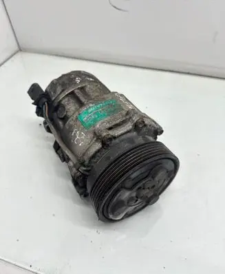 Volkswagen Golf IV Air conditioning (A/C) compressor (pump) 1J0820803F