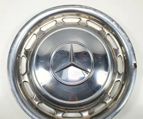 Mercedes-Benz E W123 Original wheel cap 