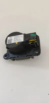 Peugeot 208 Air flap motor/actuator 16000458