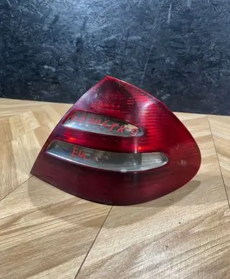 Mercedes-Benz E W211 Rear/tail lights A2118200464 334008 43641722