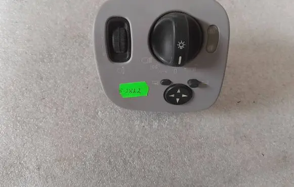 Mercedes-Benz C W203 Light switch A2035450604 2035450604