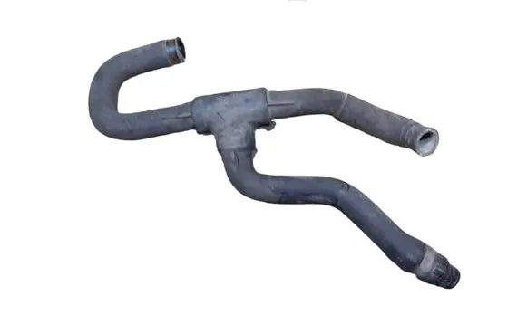 Mercedes-Benz Vito Viano W639 Engine coolant pipe/hose A6398324323 625411 B7044