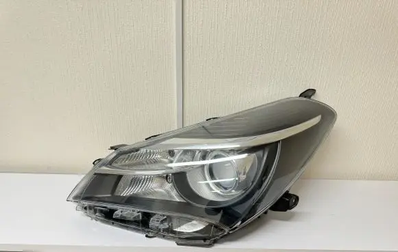Toyota Yaris Headlight/headlamp 0D1620D163 CD6557444NA 0D1600D161