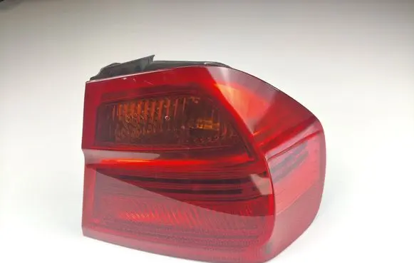 BMW 3 E90 E91 Rear/tail lights 6937458