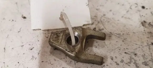 Renault Master III Fuel Injector clamp holder