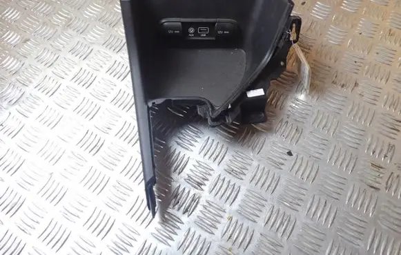 KIA Sportage Other center console (tunnel) element 84680F1010WK S2HBD0047