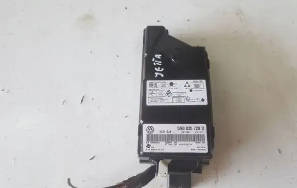 Volkswagen Jetta VI Bluetooth control unit module 5N0035729D