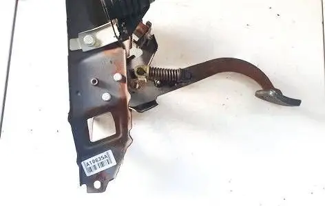 Saab 9-5 Brake pedal 