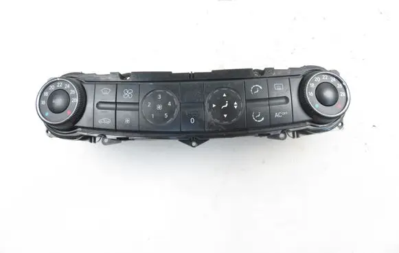 Mercedes-Benz E AMG W211 Interior fan control switch 2118300190