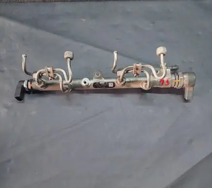 Fuel main line pipe