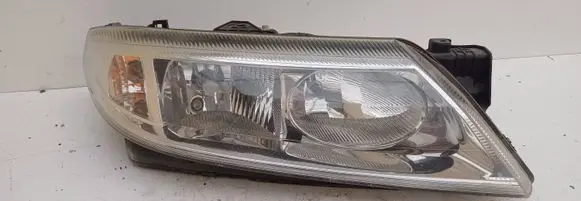 Renault Laguna II Headlight/headlamp 8200002847