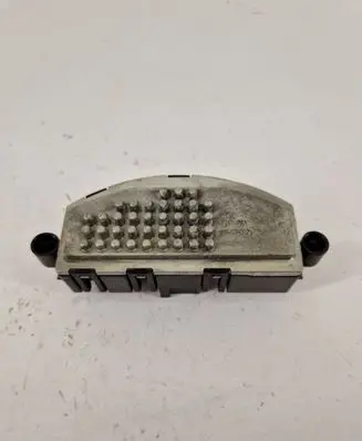 Jeep Cherokee Heater blower fan relay AA0176004910