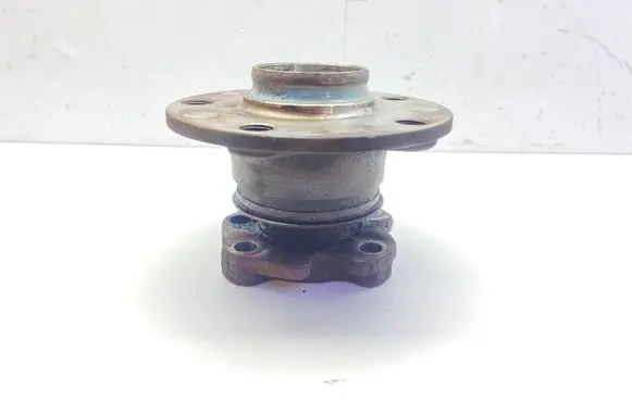 Skoda Octavia Mk3 (5E) Rear wheel hub