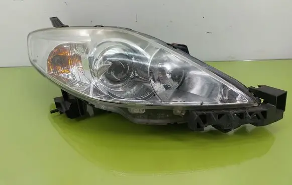 Mazda 5 Headlight/headlamp P4998R
