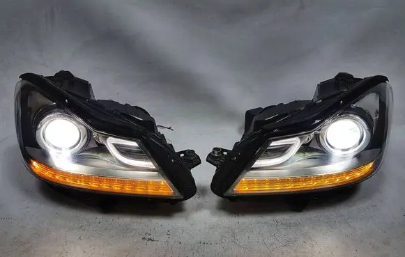 Mercedes-Benz C W204 Headlights/headlamps set A2048204339 A2048204439