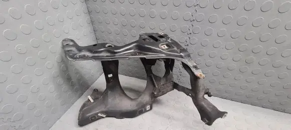 BMW 7 E65 E66 Headlight/headlamp mounting bracket 7022968