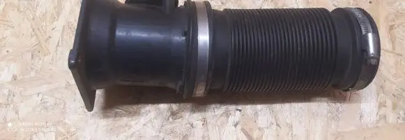Audi A6 S6 C5 4B Mass air flow meter 078133471C