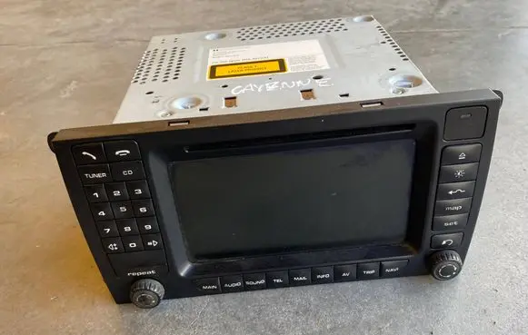 Porsche Cayenne (9PA) Radio/CD/DVD/GPS head unit 7L5035192C 75040155