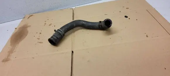 Volkswagen Caddy Engine coolant pipe/hose
