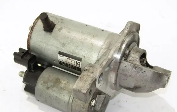 Toyota Verso-S Starter motor 2810047180