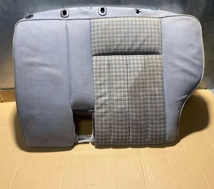 Mercedes-Benz E W124 Rear seat 1249201516 D0B96678B 7A177589