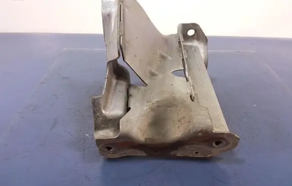 Renault Captur Engine mount vacuum valve 208179916R