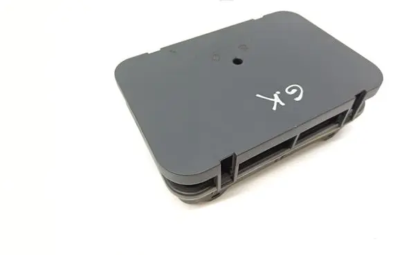 BMW X5 E70 Quarter panel pressure vent 9122453