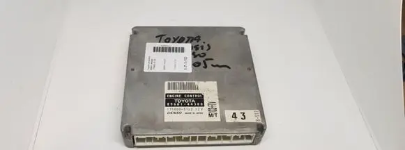 Toyota Avensis T220 Engine control unit/module 8966144300 1758005122