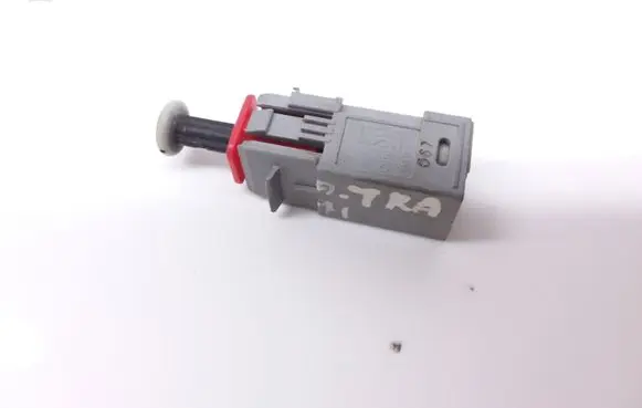 Opel Astra H Brake pedal sensor switch 55701398 869619858